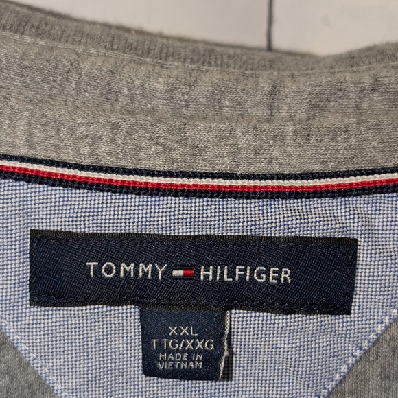Men's Tommy Hilfiger Polo - Picture 2 of 5